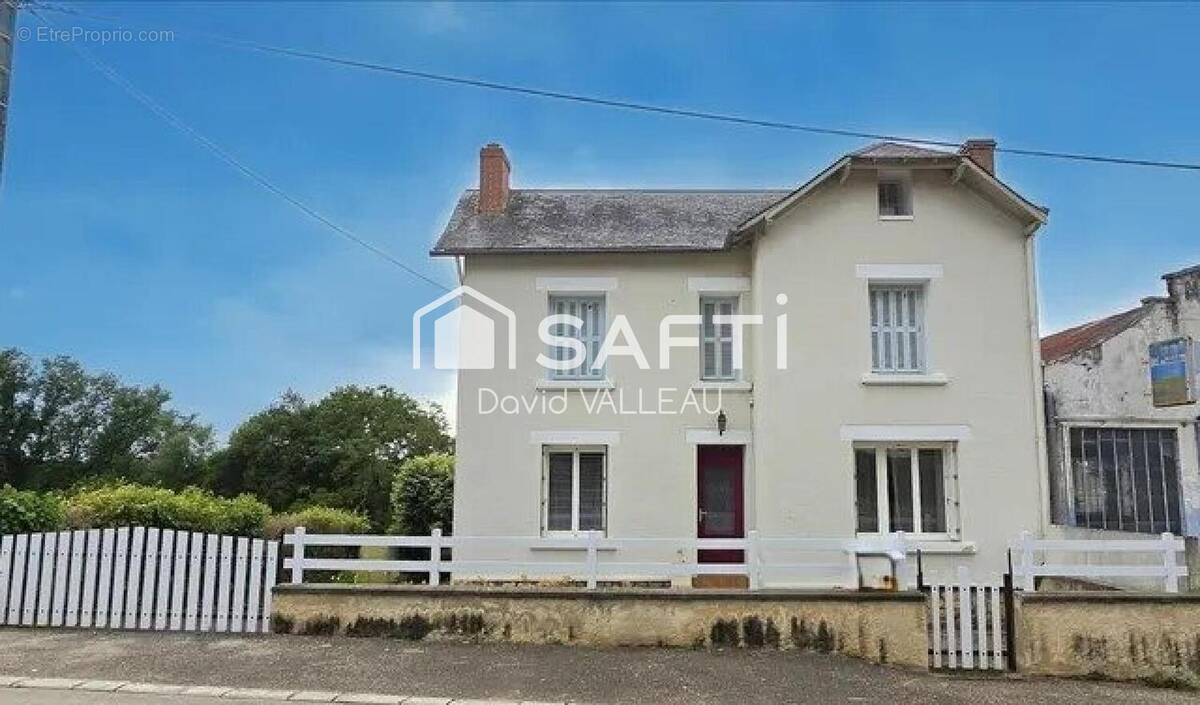 Photo 1 - Maison à SAINT-GERMAIN
