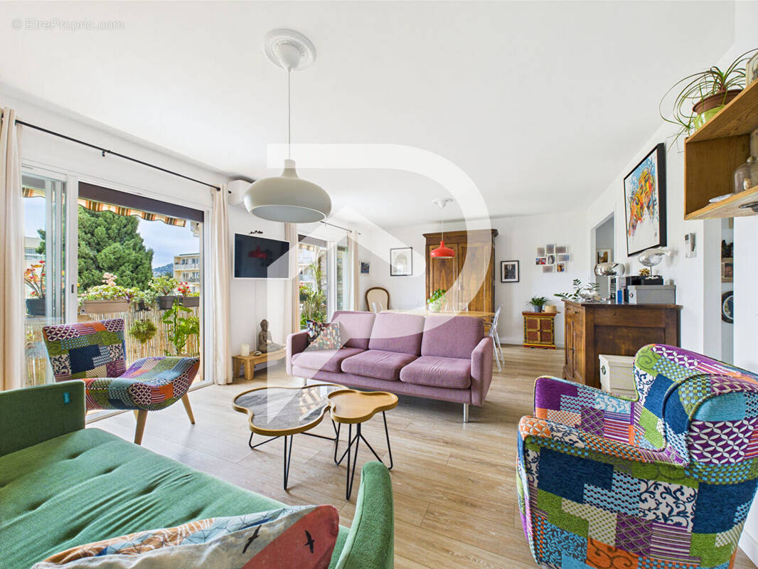 Appartement à HYERES