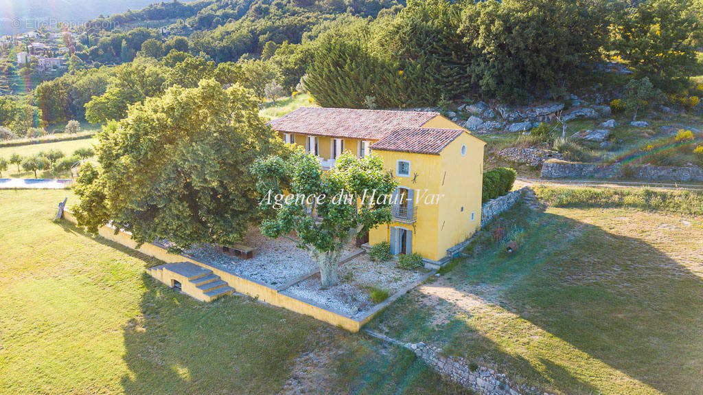 Maison à FAYENCE