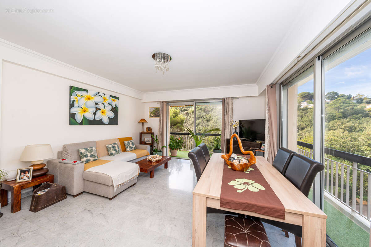 Appartement à VENCE