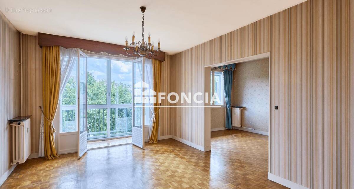 Appartement à FLERS