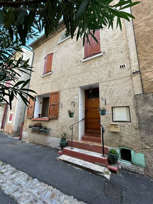 Maison à PEYRUIS