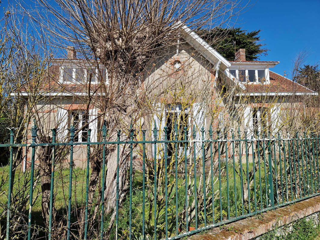 Maison à PREFAILLES