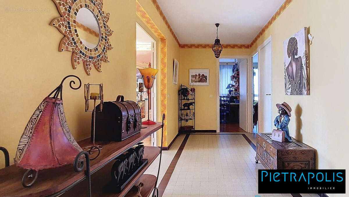Appartement à LYON-8E