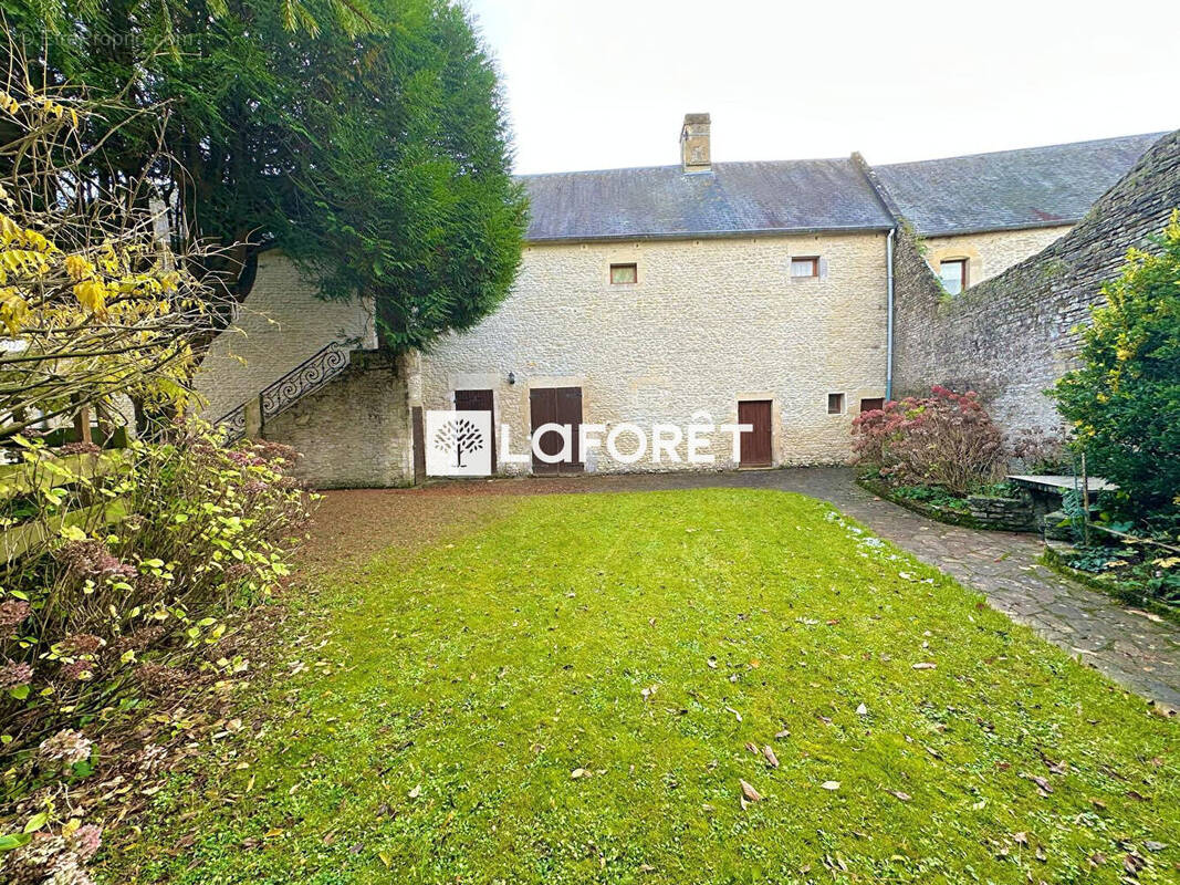 Maison à VER-SUR-MER