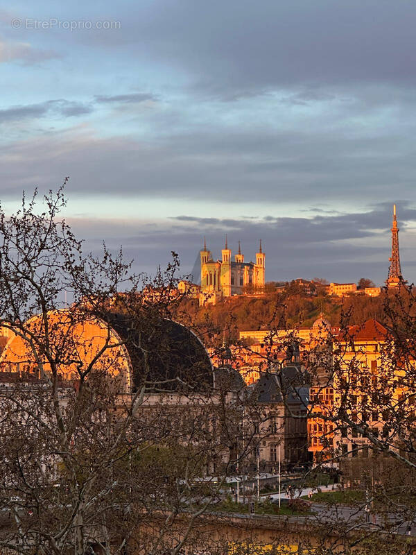 Appartement à LYON-6E