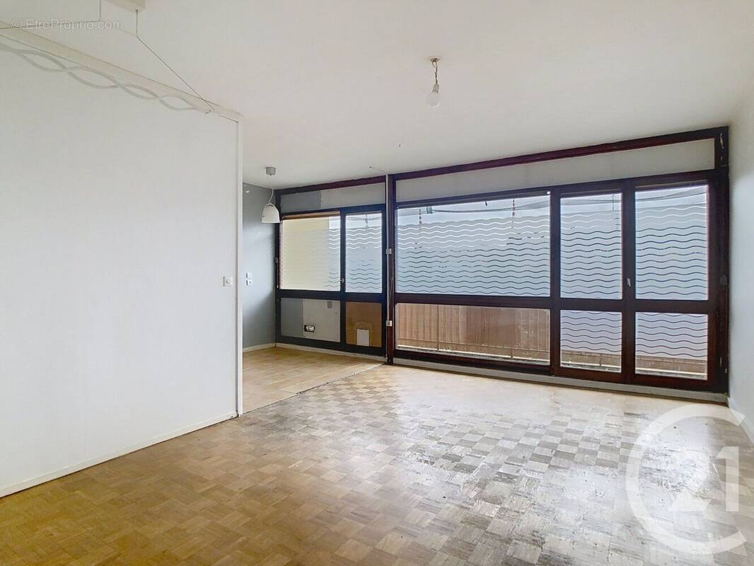 Photo 1 - Appartement à THIAIS
