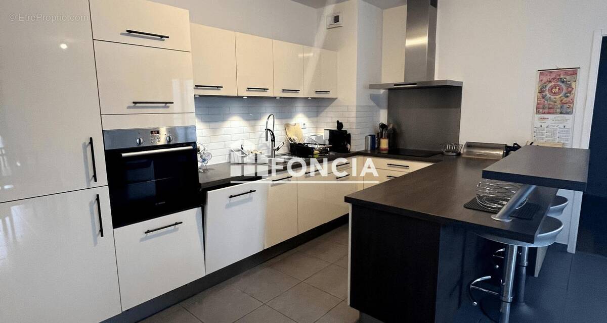 Appartement à SAINT-JULIEN-EN-GENEVOIS