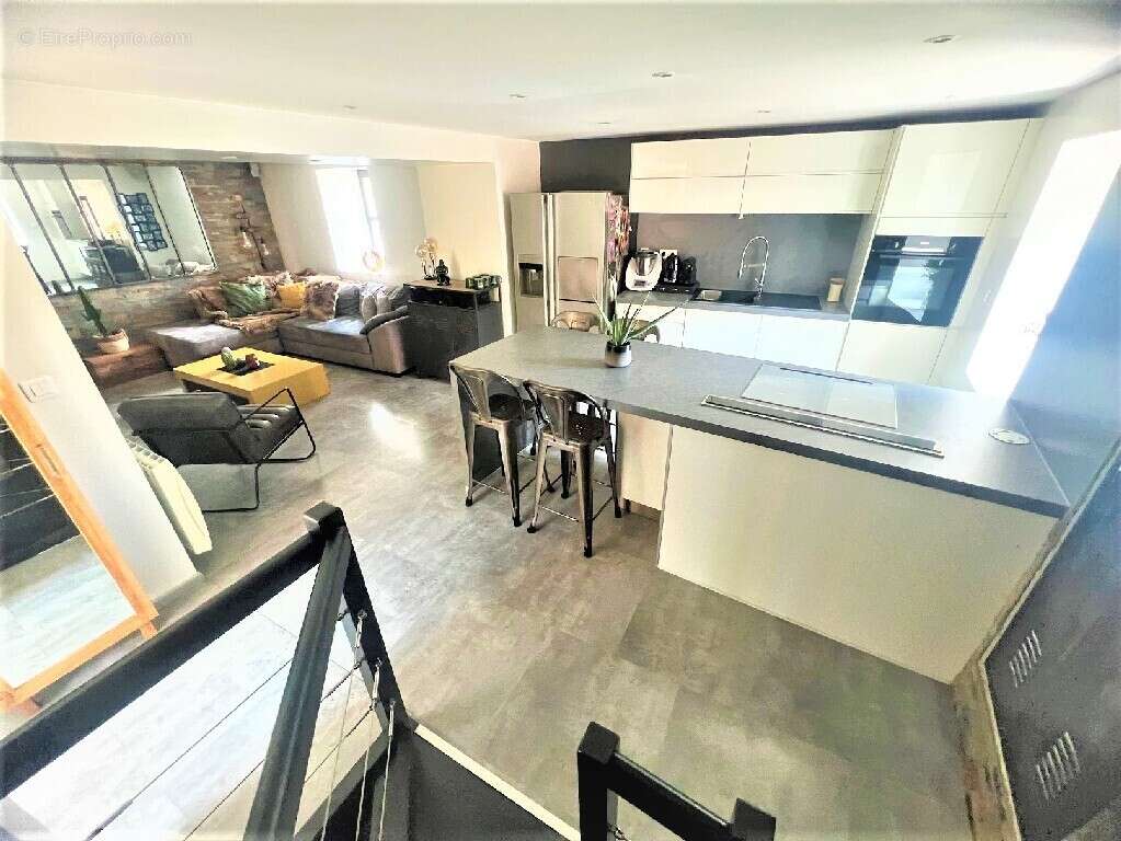 Maison à POISY