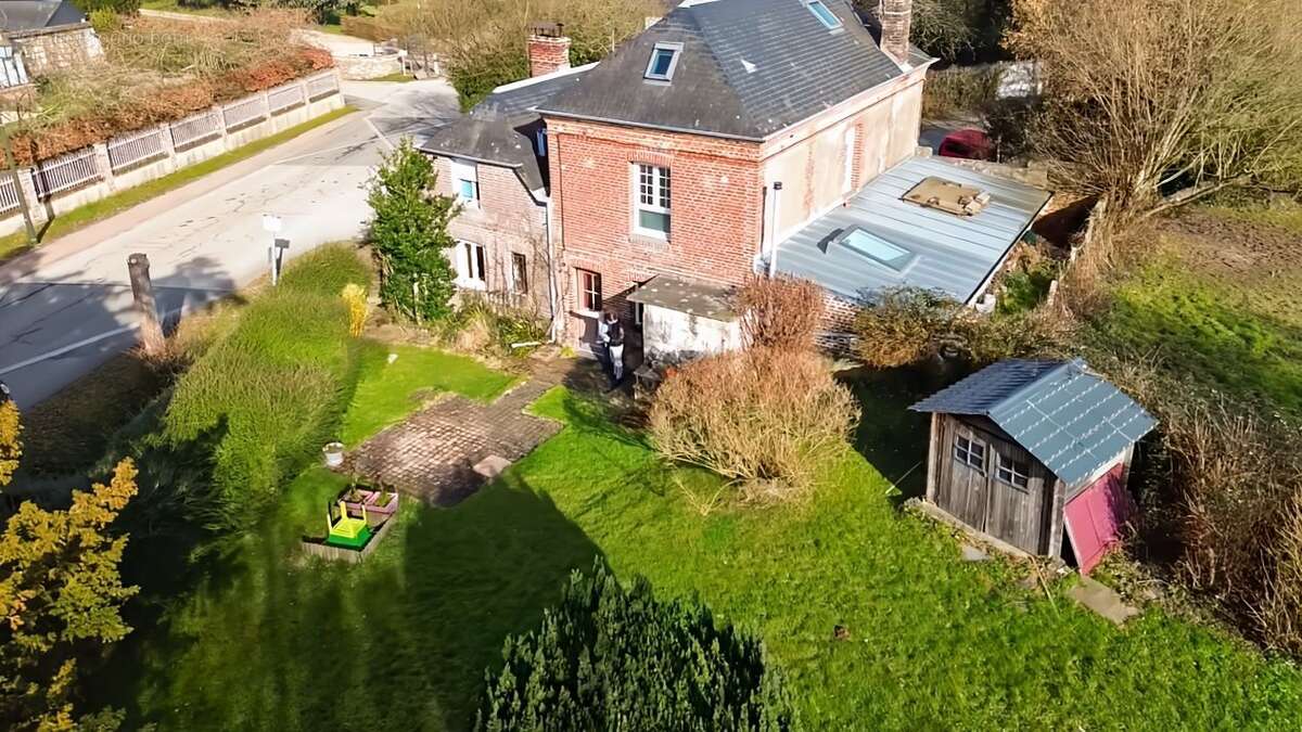 Maison à BEAUMONT-EN-AUGE