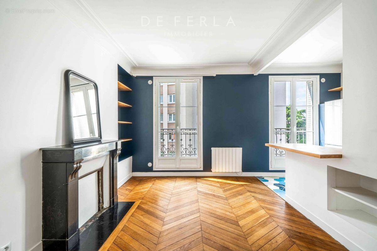 Appartement à PARIS-15E