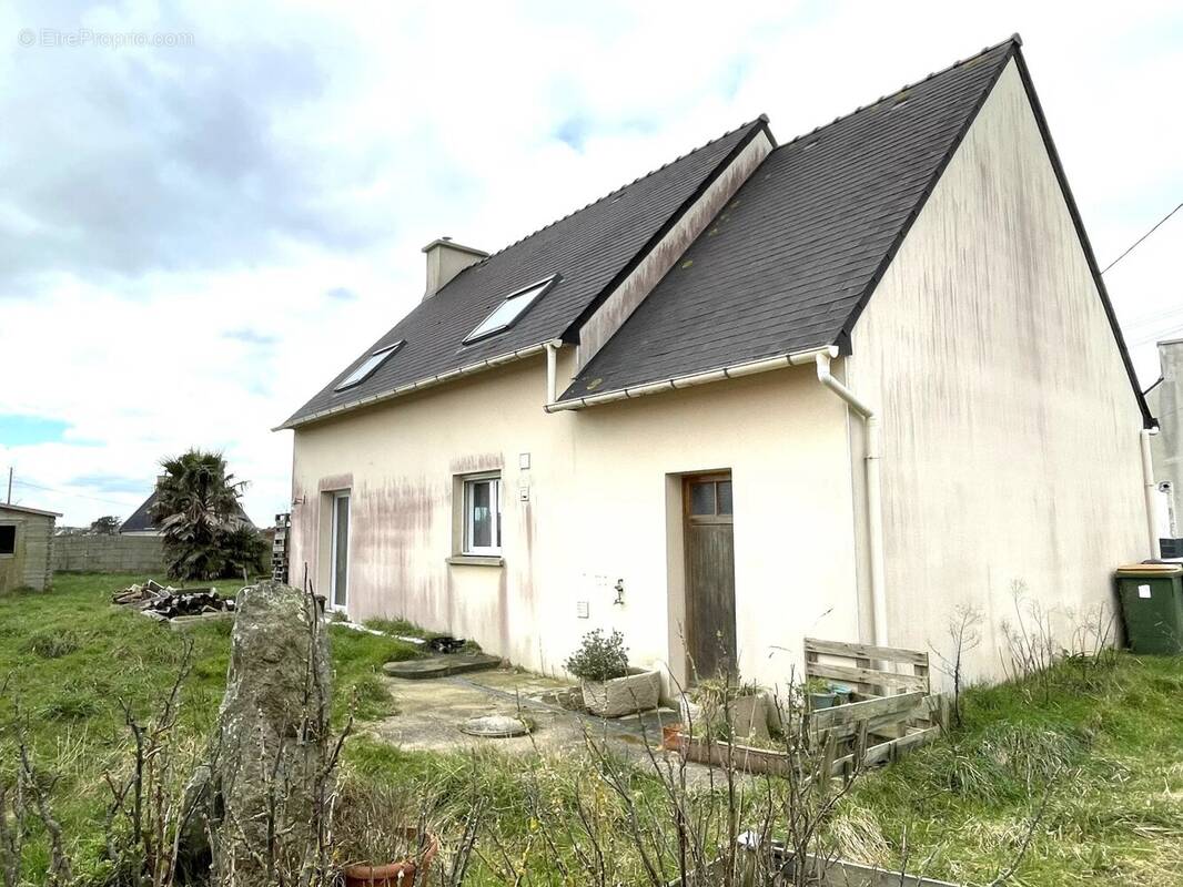 Maison à PLOUGUERNEAU