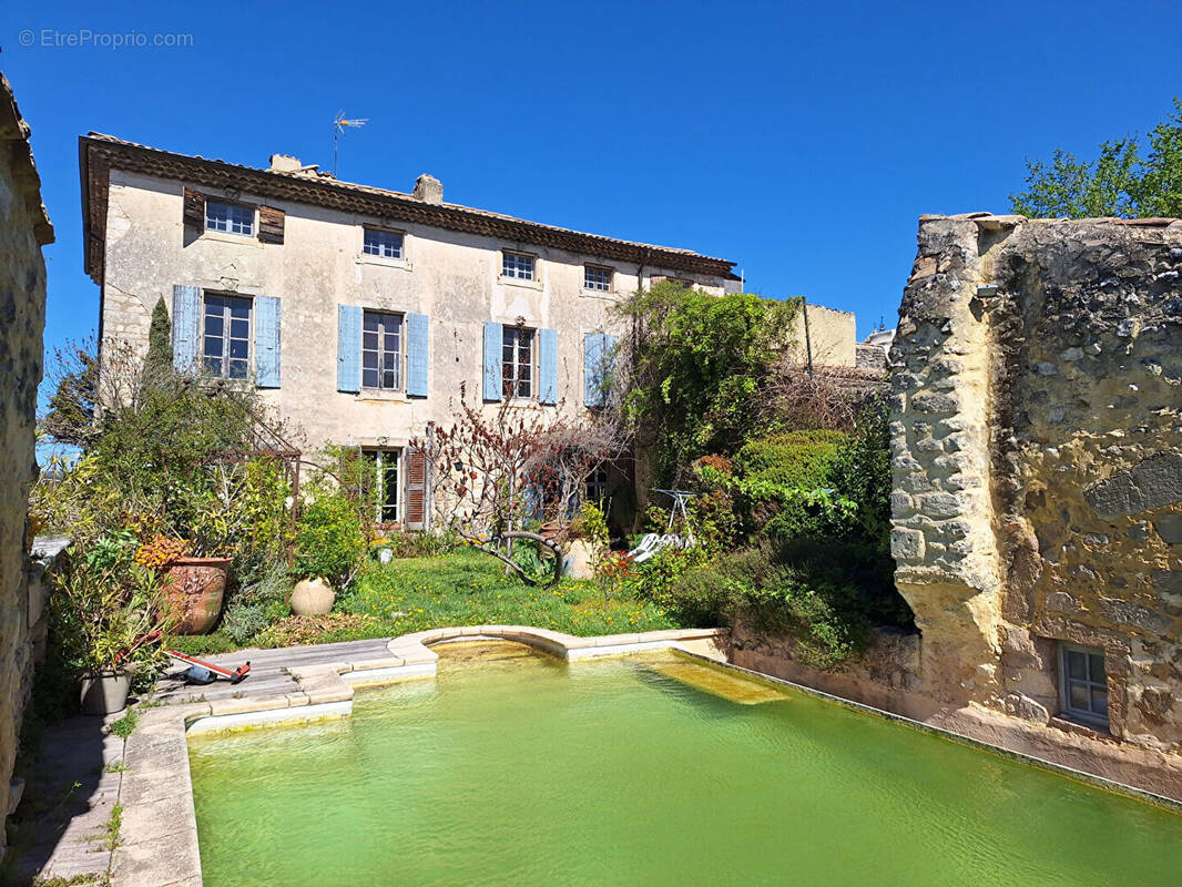Maison à SAINT-PAUL-TROIS-CHATEAUX