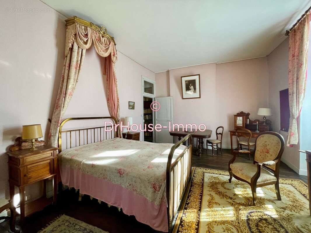 Maison à BEAULIEU-SUR-DORDOGNE