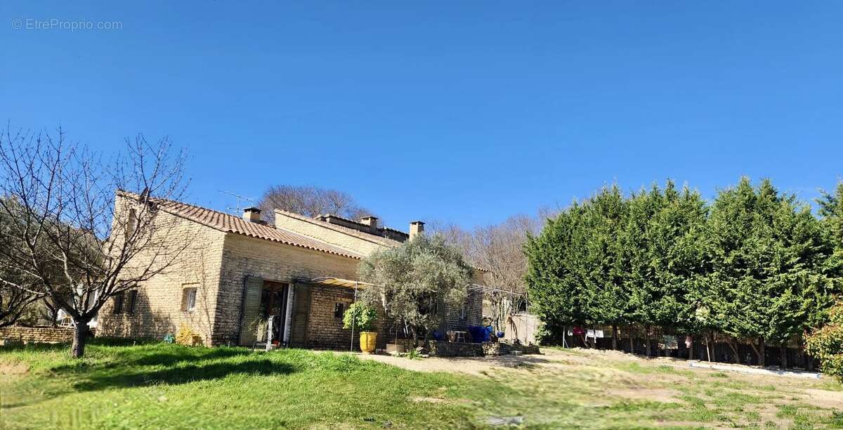 Maison à GOULT
