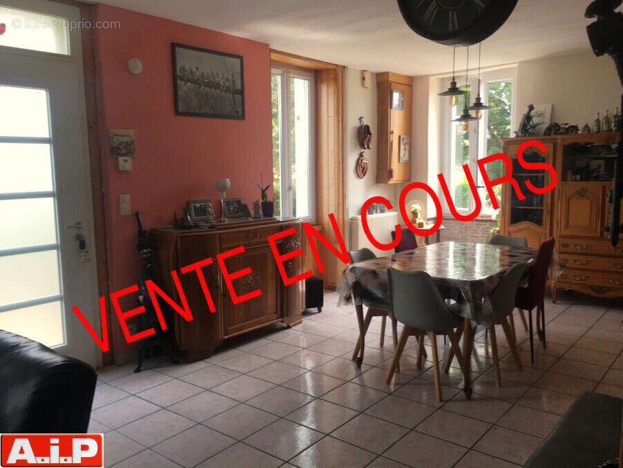 Maison à POUZAUGES