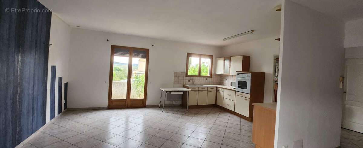 Maison à QUARANTE
