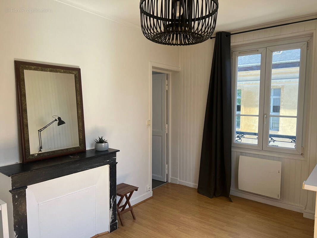 Appartement à VERSAILLES