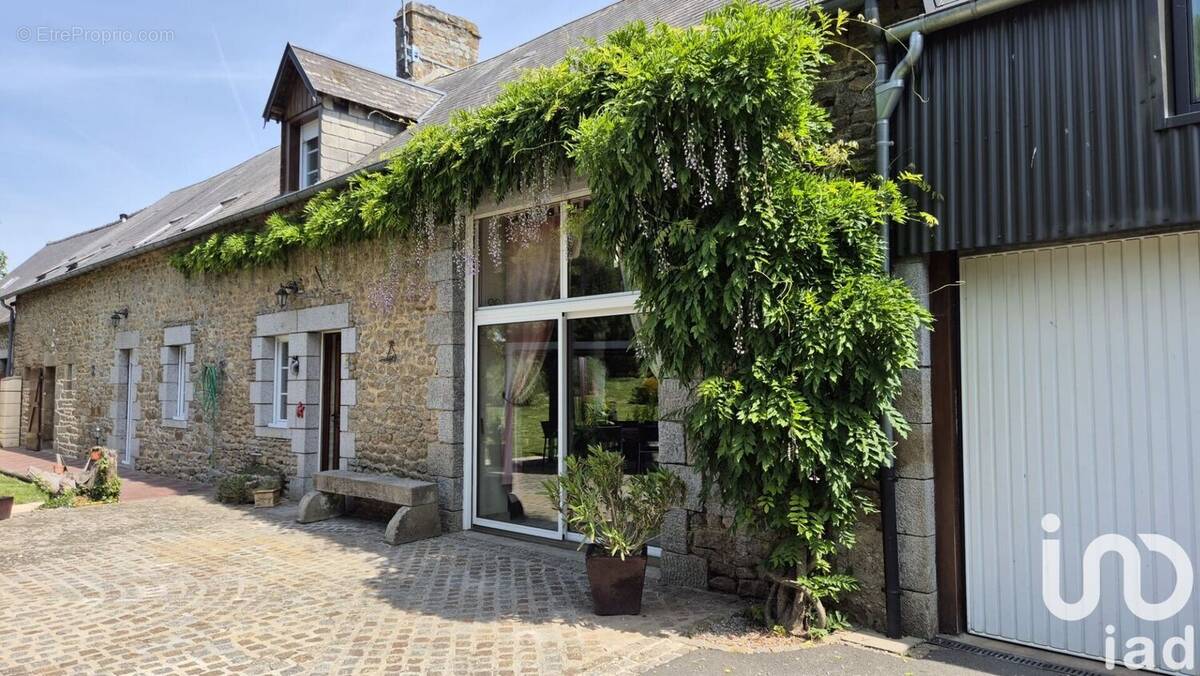 Photo 1 - Maison à LECOUSSE