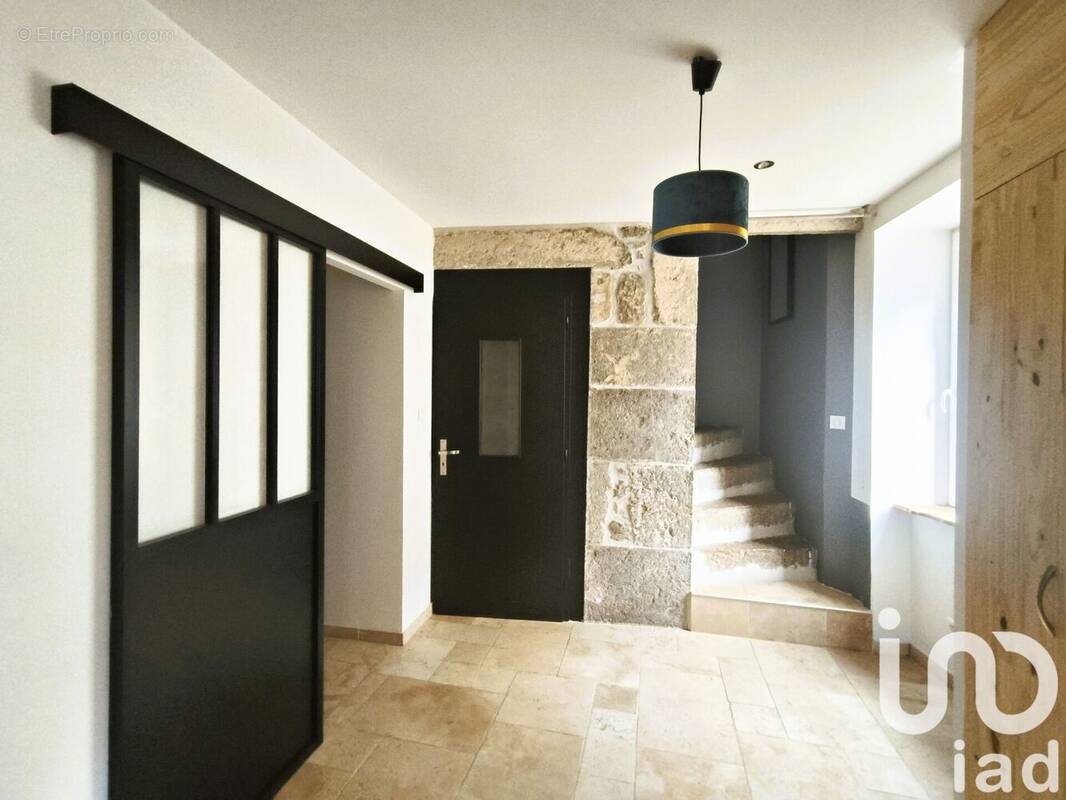 Photo 1 - Maison à BERRIAS-ET-CASTELJAU