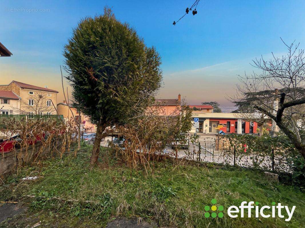 Appartement à ALBIGNY-SUR-SAONE