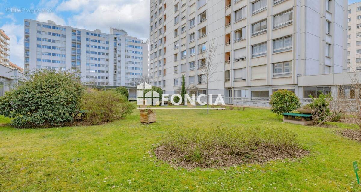 Appartement à LYON-6E