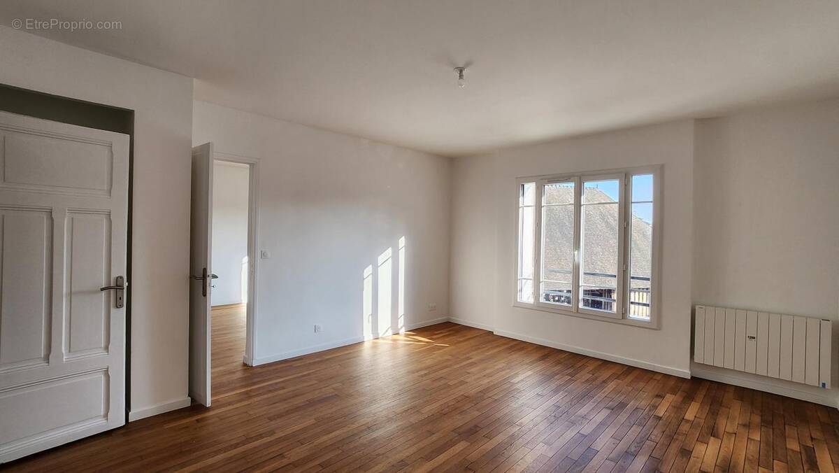 Appartement à ARPAJON