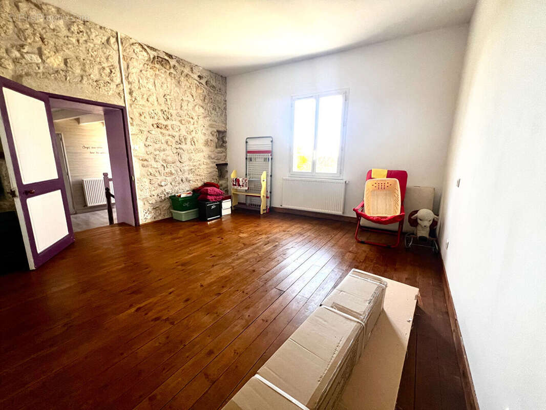 Maison à LA COURONNE