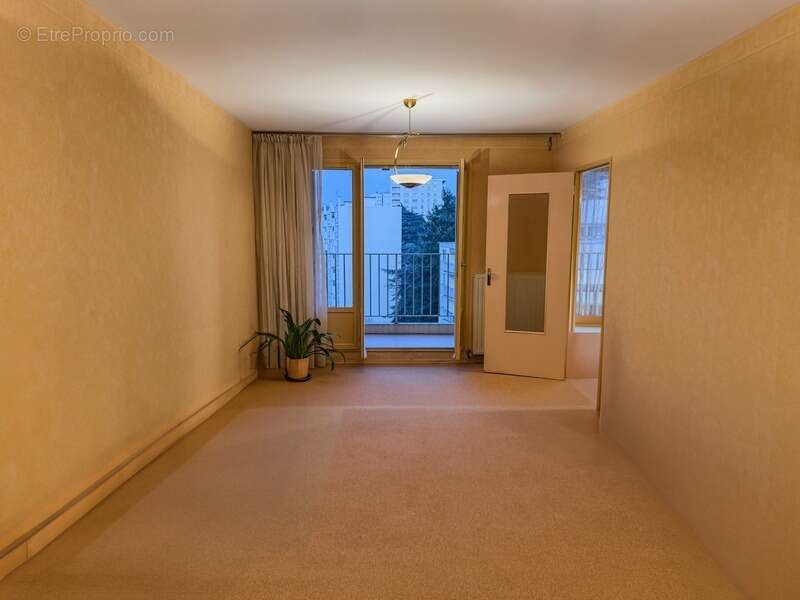 Appartement à LYON-5E