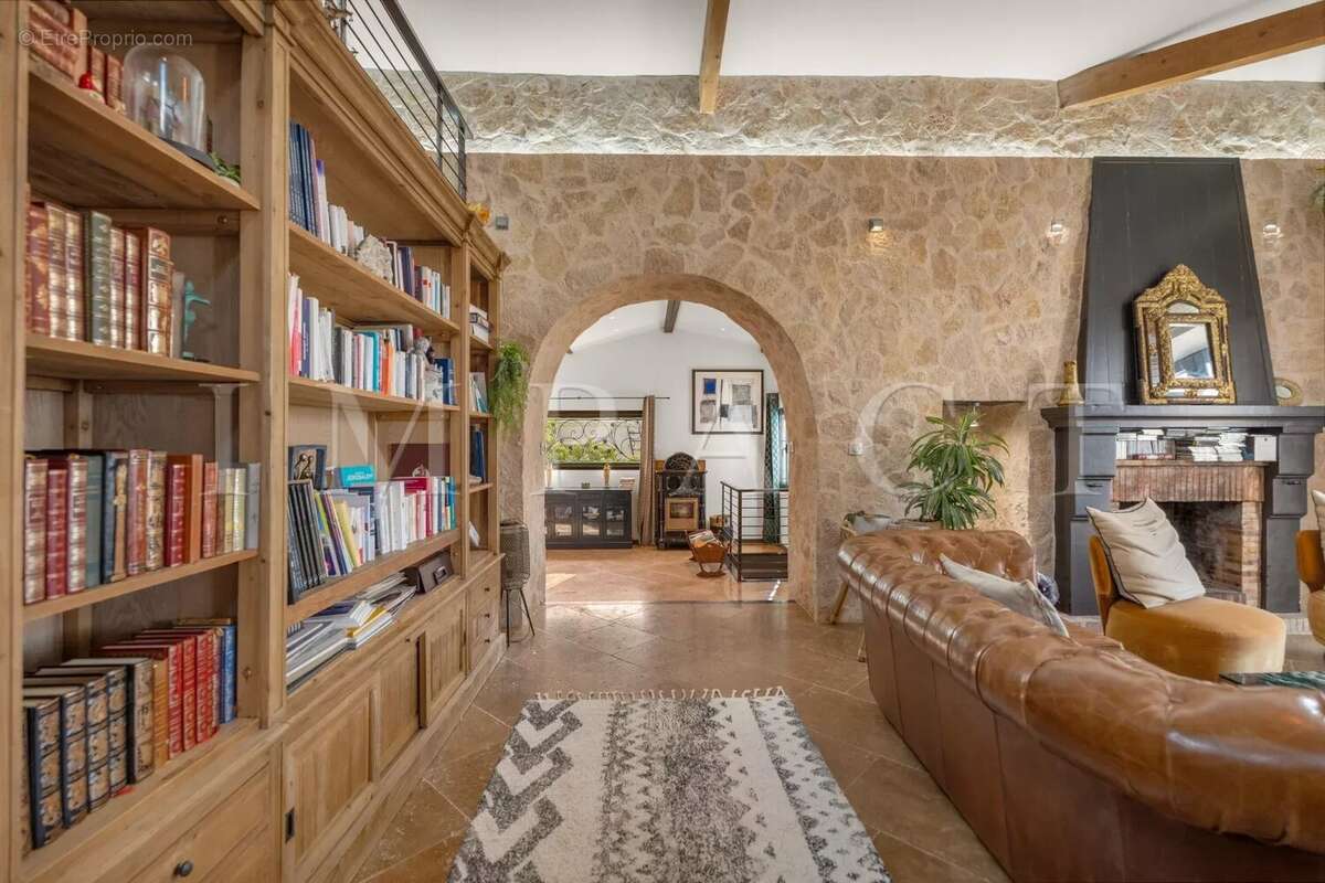 Maison à ANTIBES