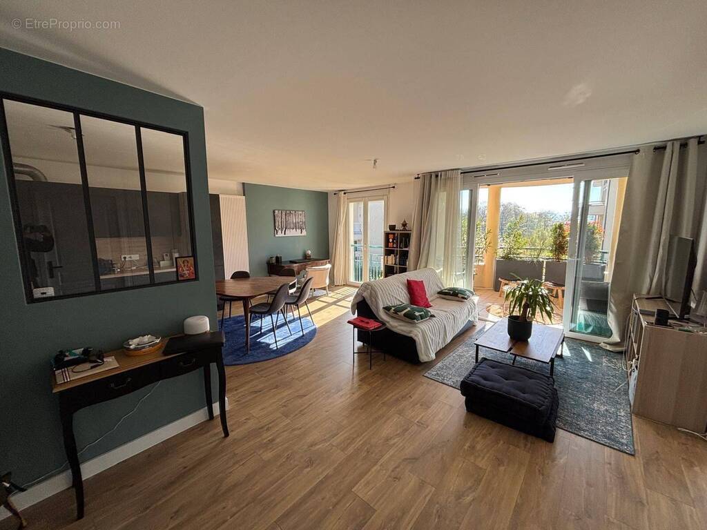 Appartement à DIVONNE-LES-BAINS