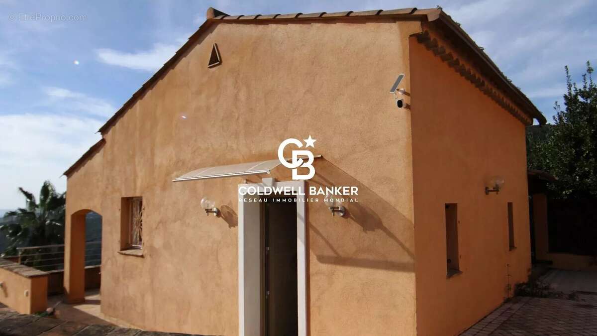 Maison à LA CROIX-VALMER