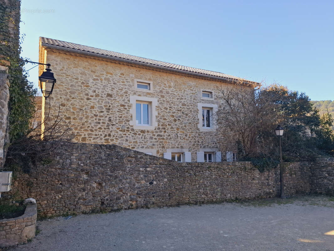 Maison à SALAVAS