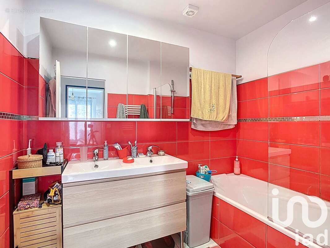 Photo 9 - Appartement à SAINT-MAUR-DES-FOSSES