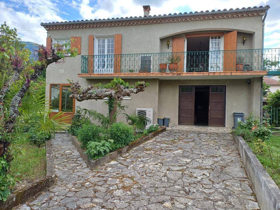 Maison à QUILLAN