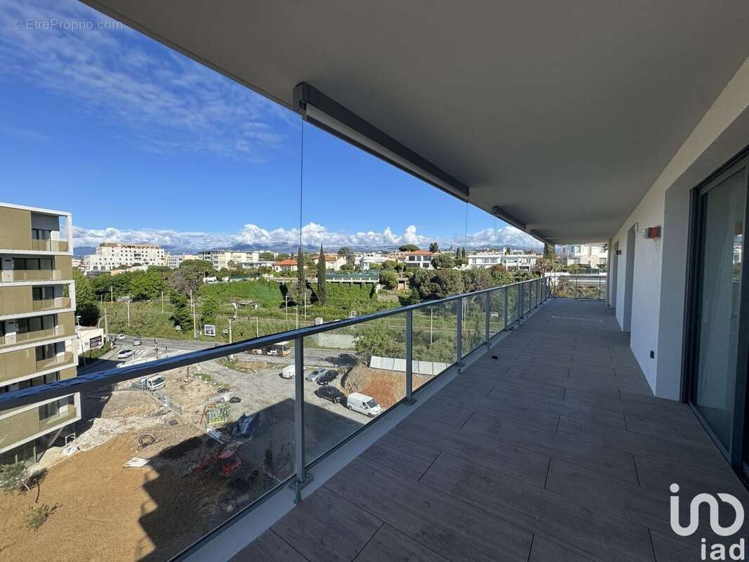 Photo 9 - Appartement à SAINT-LAURENT-DU-VAR