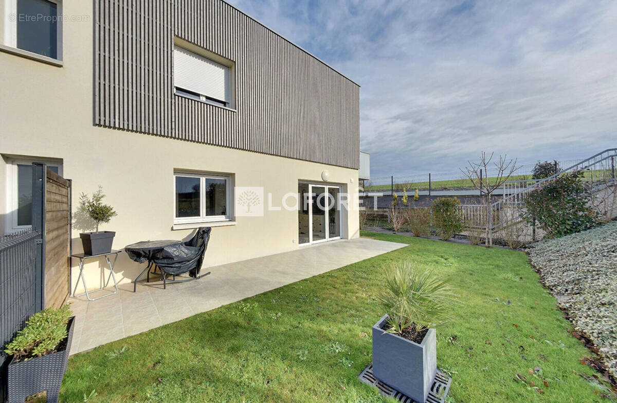 Appartement à FLEURY-SUR-ORNE