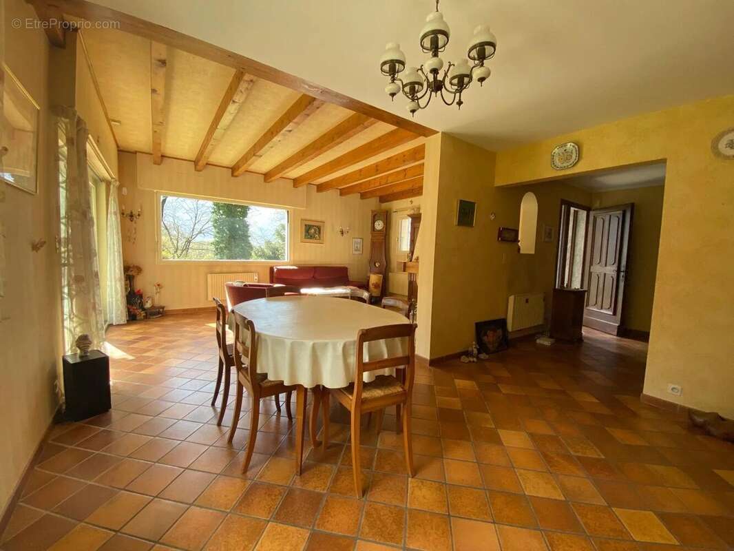 Maison à FONTANIL-CORNILLON