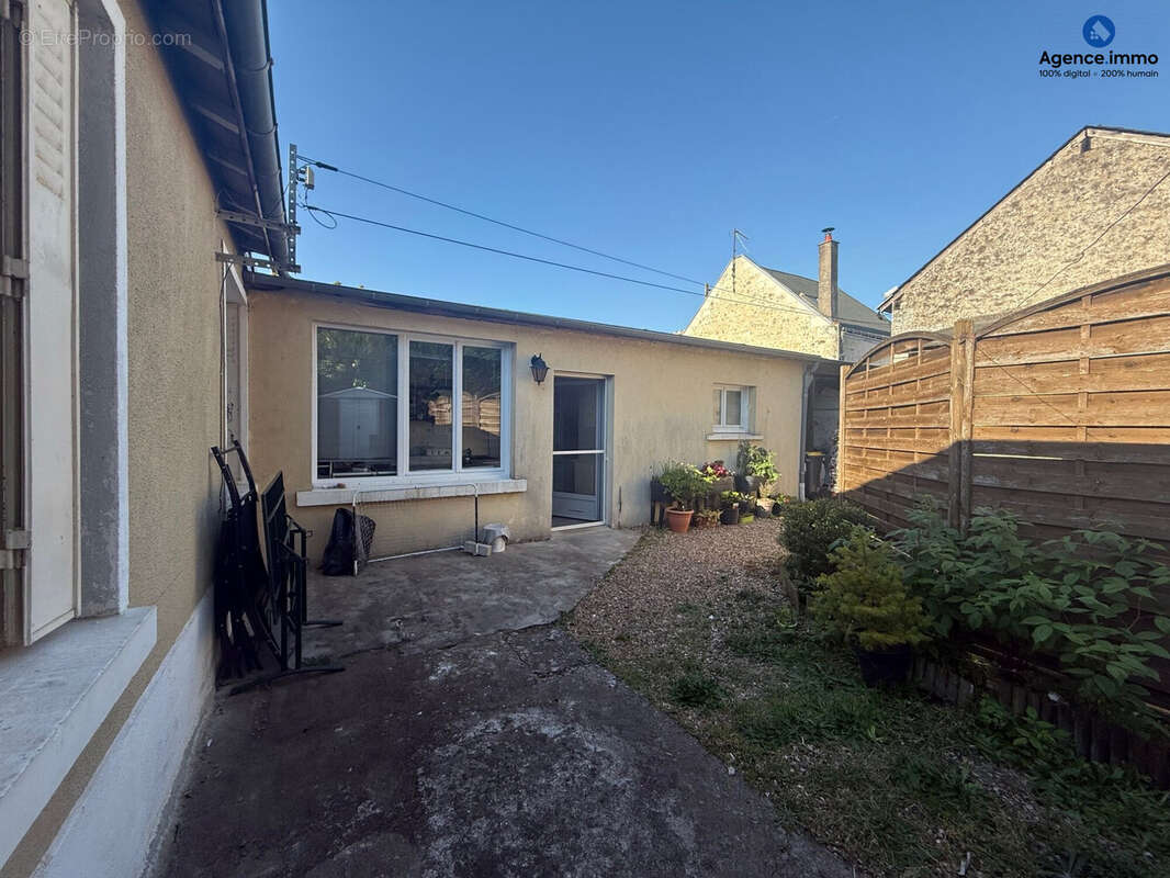 Appartement à MONTLOUIS-SUR-LOIRE
