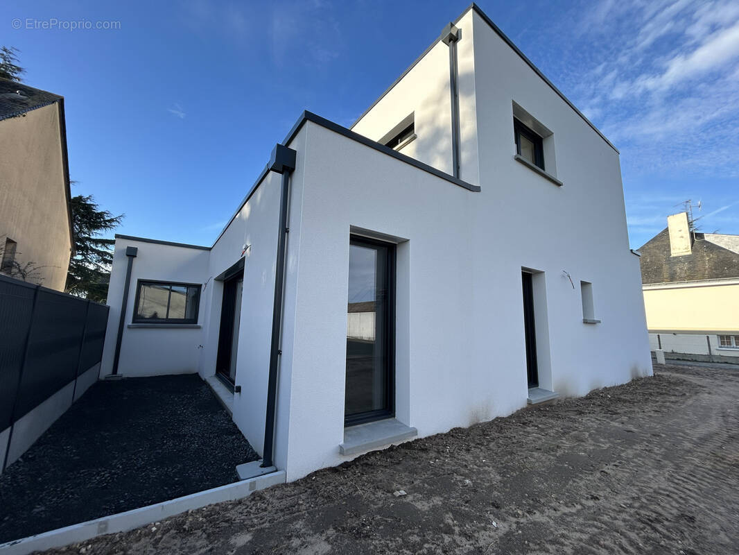 Maison à ECOUFLANT