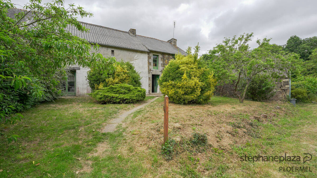 Maison à GUILLIERS