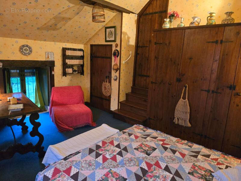 Maison à CUBJAC