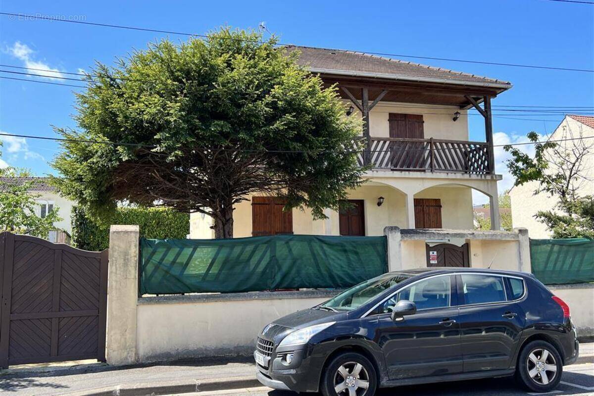 Maison à GAGNY