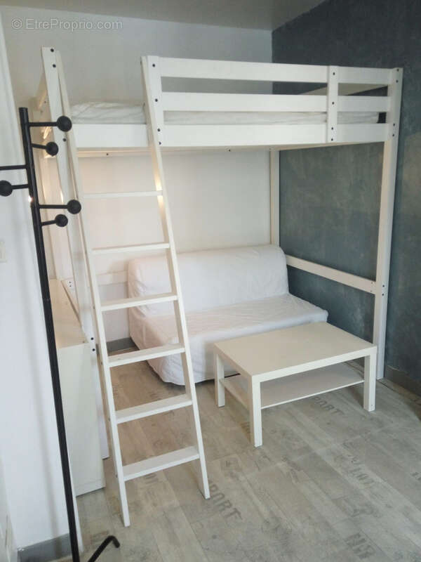 Appartement à AUBIGNAN