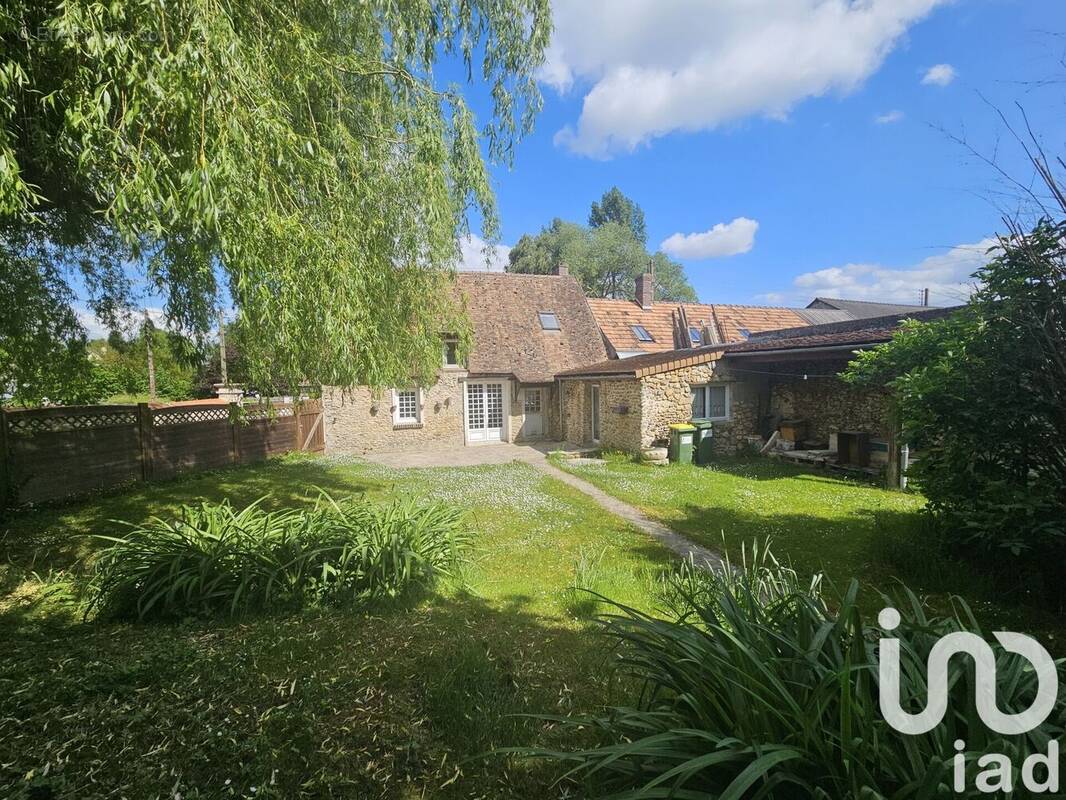 Photo 1 - Maison à ADAINVILLE