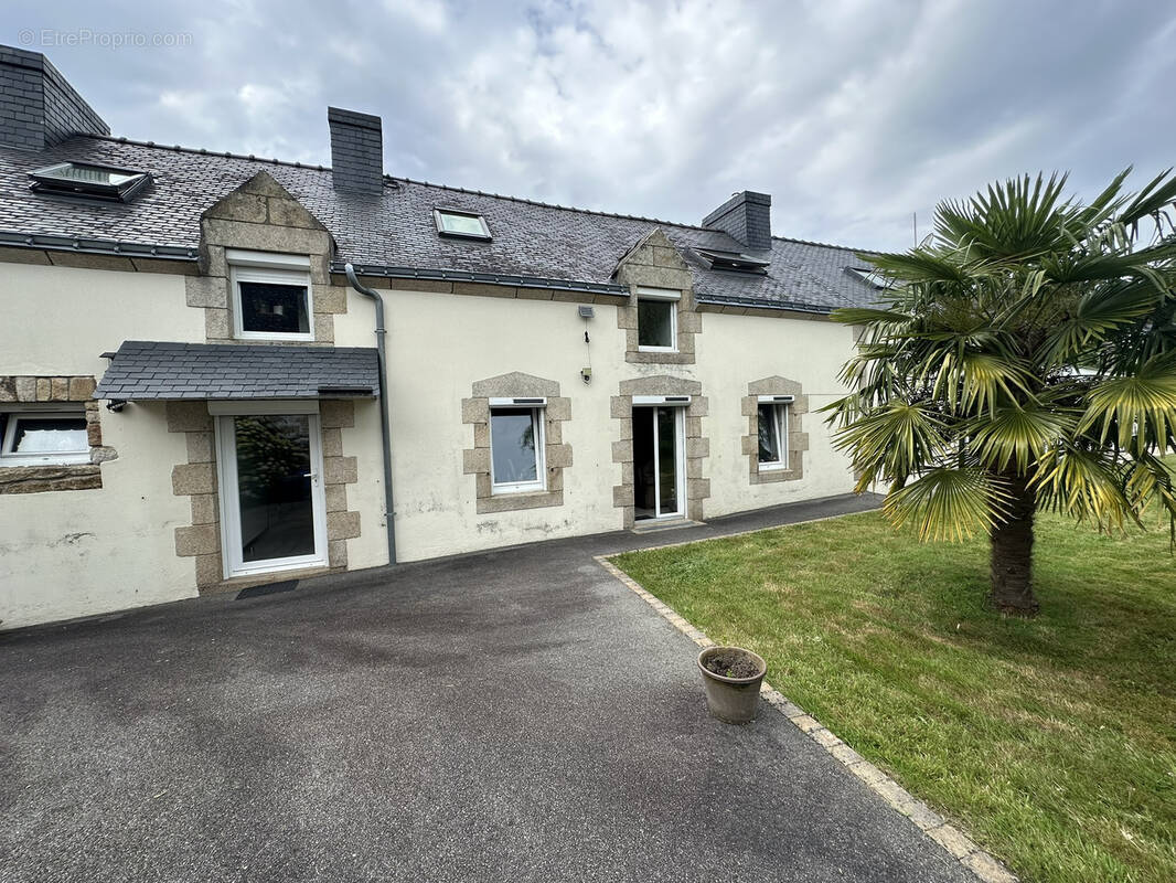 Maison à CAMORS