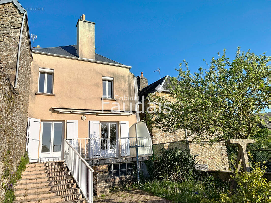 Maison à TORIGNI-SUR-VIRE