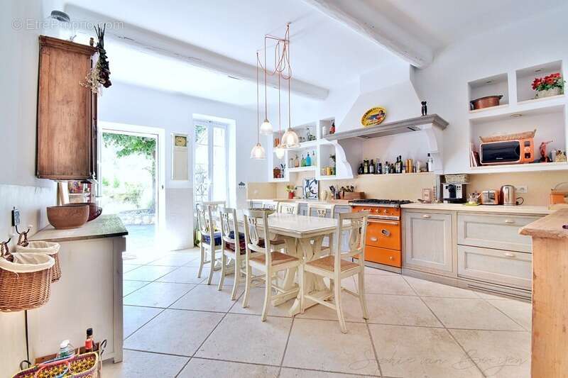 Maison à LOURMARIN