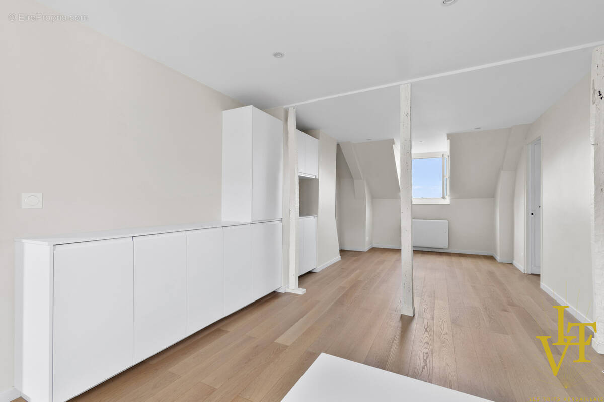 Appartement à VERSAILLES
