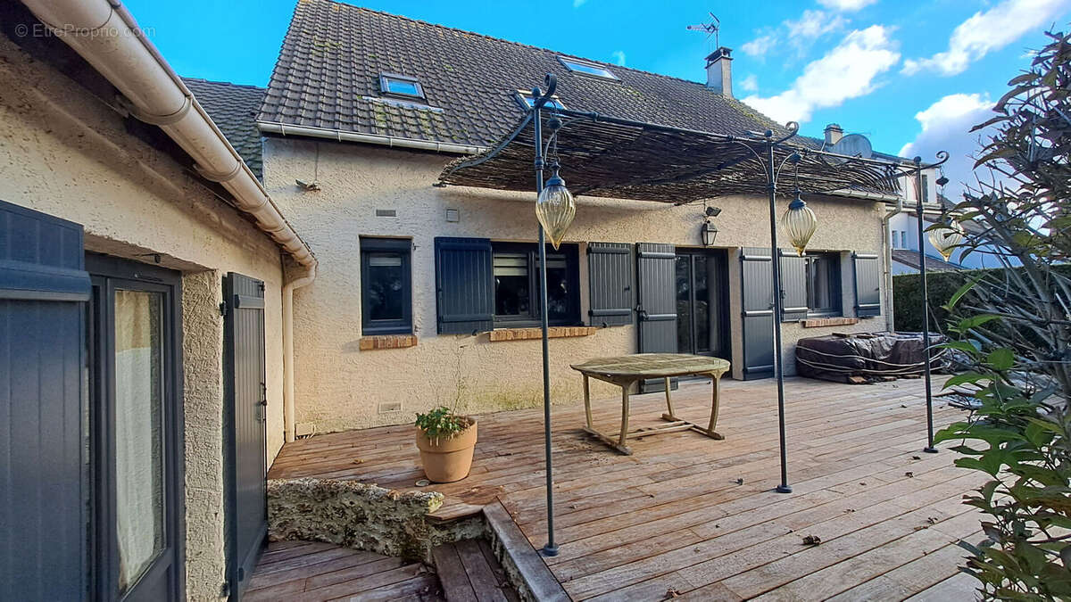 Maison à CHEVREUSE